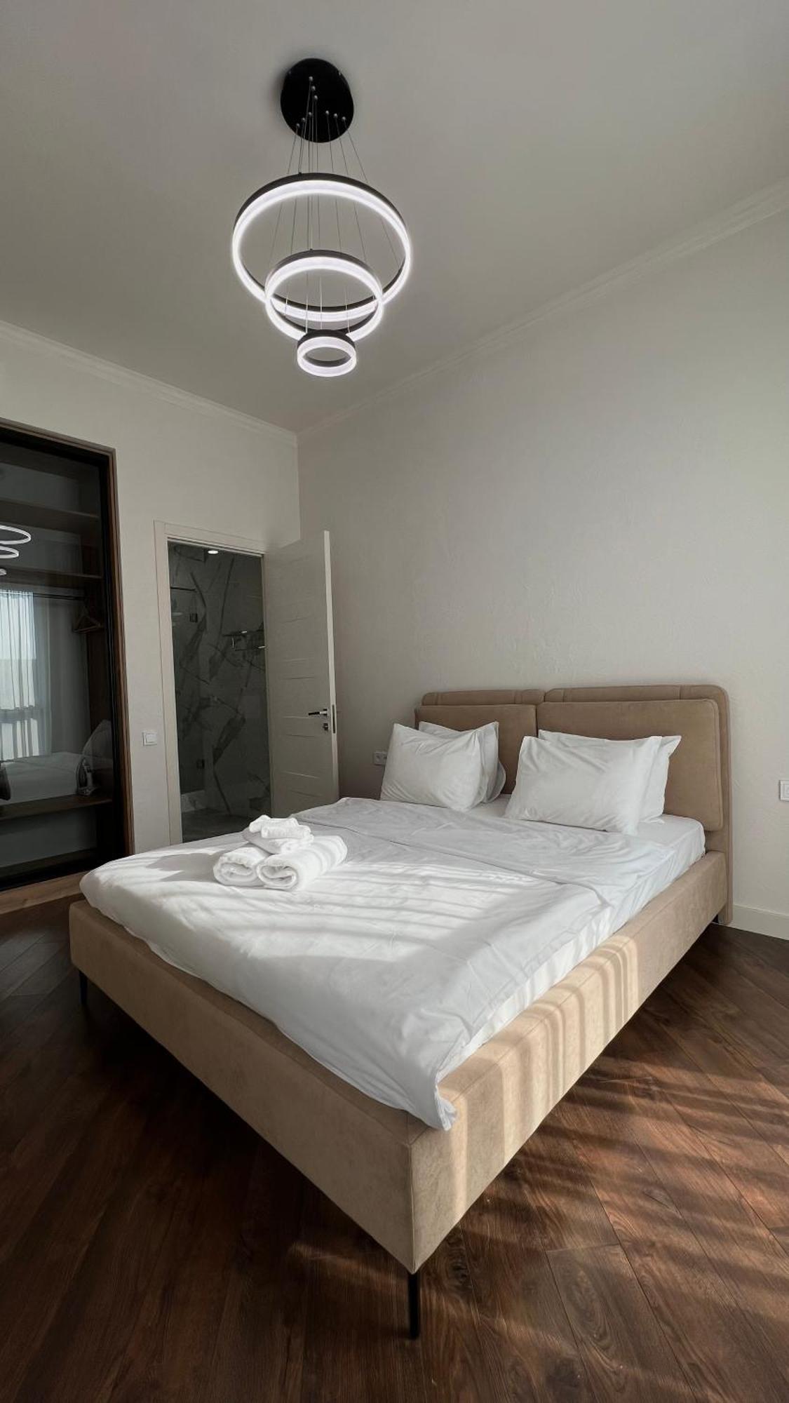 Hotel Manica Esentai City Almaty Exterior foto