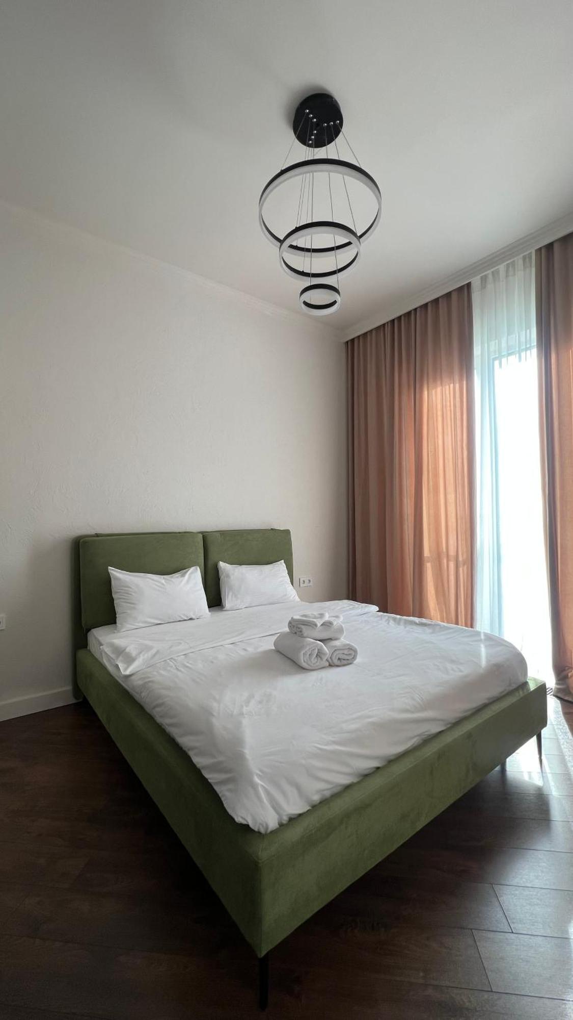 Hotel Manica Esentai City Almaty Exterior foto